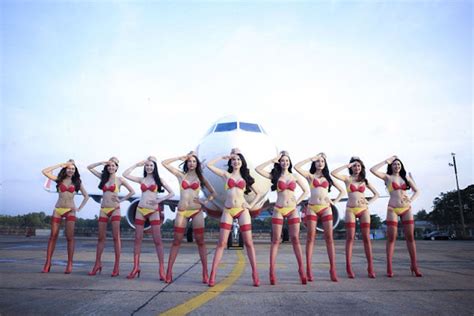 Vietnams Bikini Airlines The Next Attraction In Asia It S More Fun With Juan