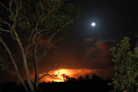 HAWAIIAN LAVA DAILY: ~ Fissure eruption slowing down ~ My last Big ...