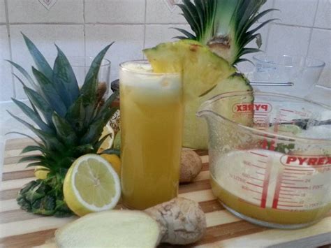 Pineapple Juice With Ginger Lime And Honey Served With Ice Recipes By Chef Ricardo Youtube