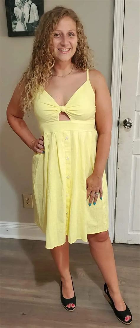 A Milf From Work Scrolller