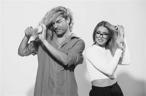 Premium Photo Messy Hair Couple Of Young Woman And Man With Messed