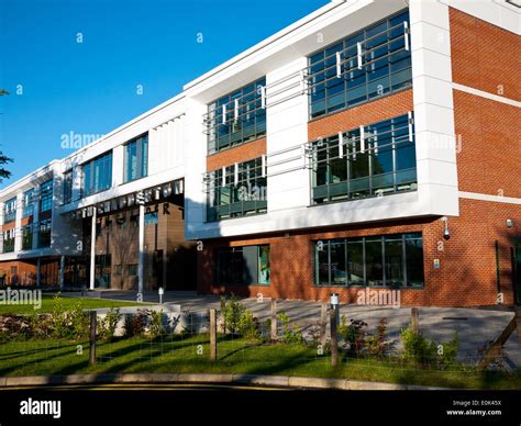 North Chadderton School Chaddertonoldhamgreater Manchester Uk Stock