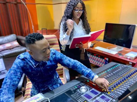 Dj Tira Biography Age Wife Best Songs Instagram Cars And Net