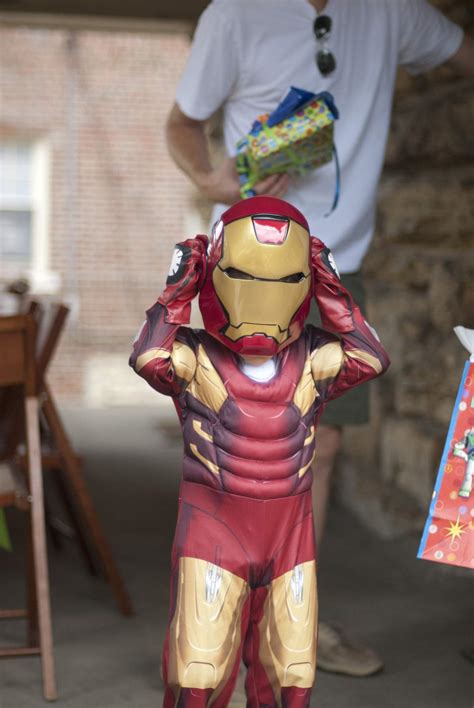 superhero birthday party ideas 8