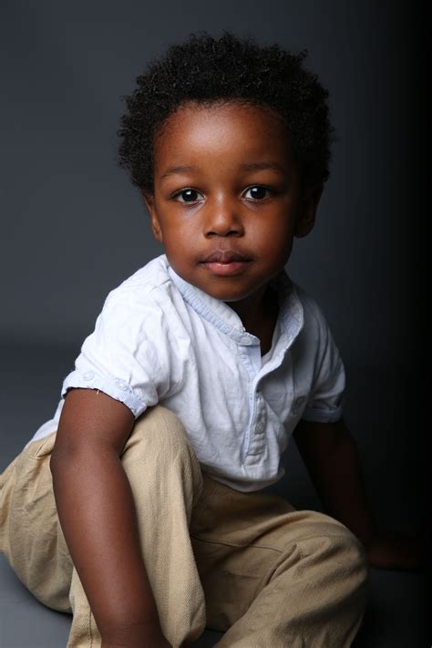 Shooting Enfant Photos Denfants Enfant Noir Enfants Noirs