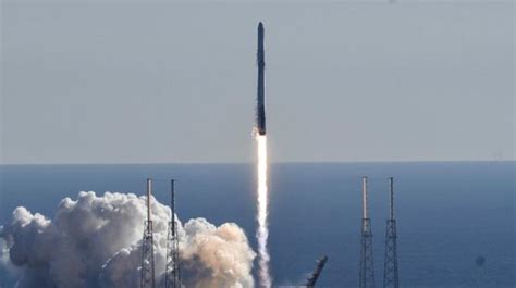 Spacex Recycled Rocket Soars With Recycled Capsule