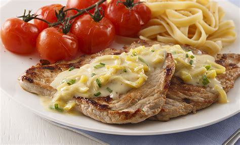 Escalopes De Veau Sauce Cr Meuse Moutarde Et Miel Le Veau Du Qu Bec