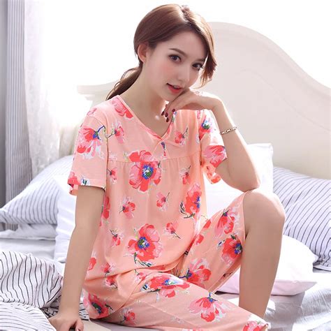 New Sale Summer 100 Cotton Floral Women Short Sleeved Pajamas Set Round