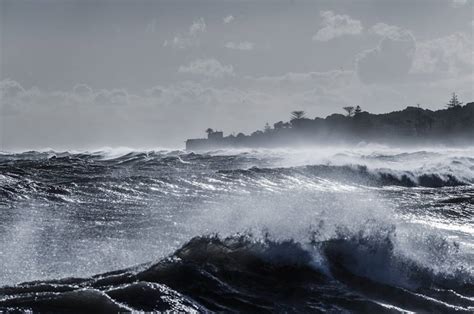 Dios No Se Muda C Mo Se Atraviesa Un Mar Embravecido