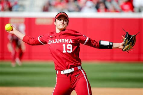 Oklahoma Softball Run Rules Tulsa As Kierston Deal Pitches No Hitter