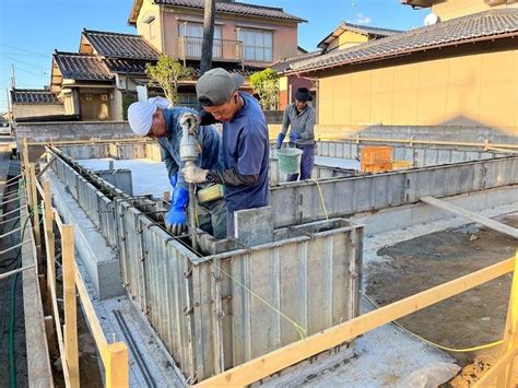 ワコウ建設株式会社｜青森県｜工務店ブログ：基礎立上りコンクリート流込み作業！｜健康住宅【ファースの家】注文住宅ポータルサイト