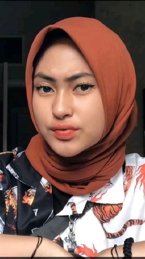 Pin Oleh Alif Muamar Di Pin Buatan Anda Wajah Gadis Sosok Perempuan