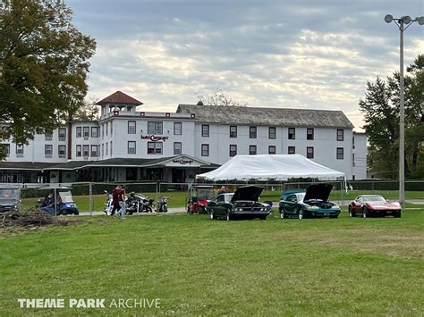 Hotel Conneaut at Conneaut Lake Park | Theme Park Archive