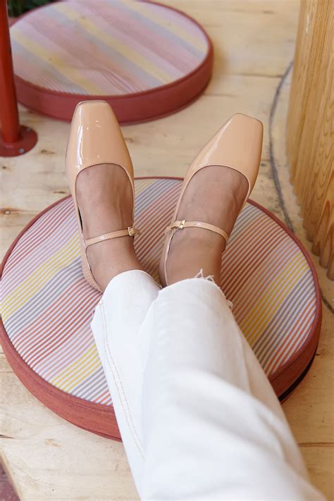 LAMİNTA Vernis Nude Rugan Toka Detaylı Kadın Babet Fiyatı Yorumları Trendyol