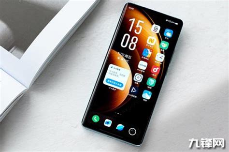 vivo X100S Pro是直屏还是曲屏介绍屏幕类型及优缺点 适会说