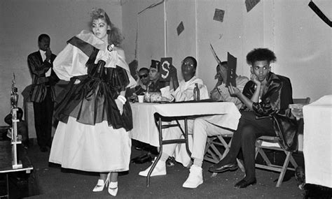Vogue Strike A Pose To Inspire A New Social Dimension
