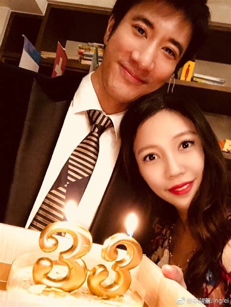 王力宏演唱會要求觀眾互親 老婆獨自在台下面有難色 自由娛樂