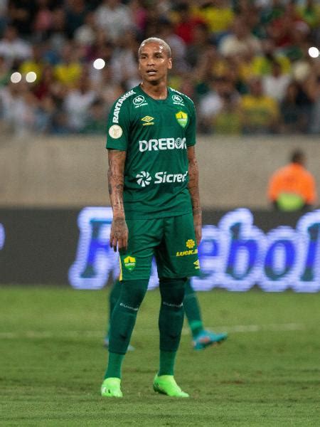 Inter Hoje No Cuiab Deyverson Foi Recusado Por Comportamento