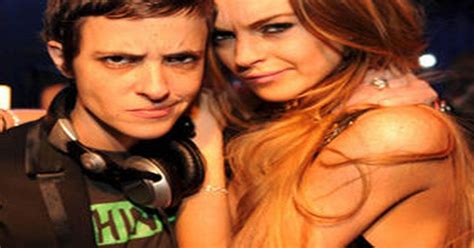 Lindsay Lohans Lesbian Love In Daily Star