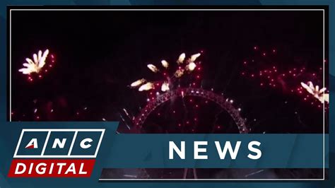 Uk Welcomes With Firework Display In London And Edinburgh Anc