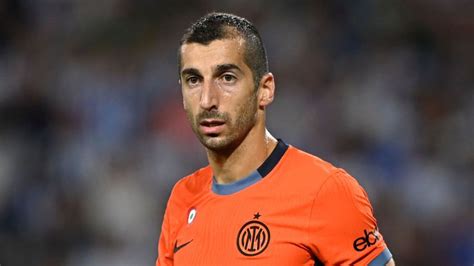 Henrikh Mkhitaryan: Armenian soccer star calls for international ...