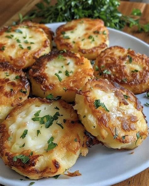 Cheesy Potato Cakes Deesviral