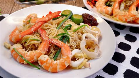 So Easy Everyone Can Cook Singapore Hokkien Prawn Mee 炒福建虾面 Stir Fried