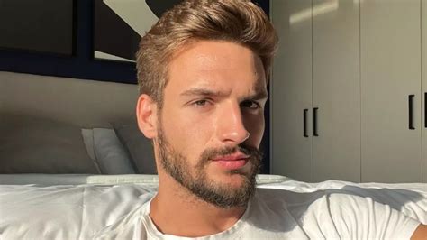 Ator pornô gay Samuel Hodecker anuncia pausa na carreira para cuidar da