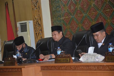 Paw Pergantian Antar Waktu Yulmida Resmi Dilantik Menjadi Anggota