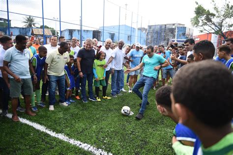 Jornal Correio Campo Sint Tico E Pra A S O Entregues Na Santa M Nica