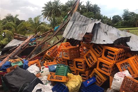 153 Bahay Napinsala Dahil Sa Malakas Na Hangin Sa Cotabato Abs Cbn News