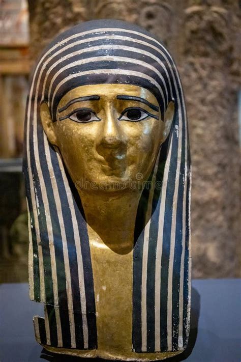 Estatua De M Scara De Fara N De Egipto En El Museo De Viena Foto De