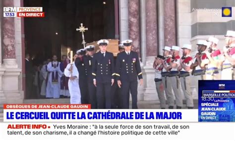 Obsèques de Jean Claude Gaudin le cercueil quitte la cathédrale de la