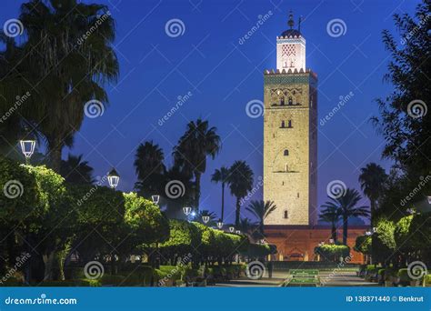 Mezquita De Koutoubia En Marrakesh Foto De Archivo Imagen De Exterior