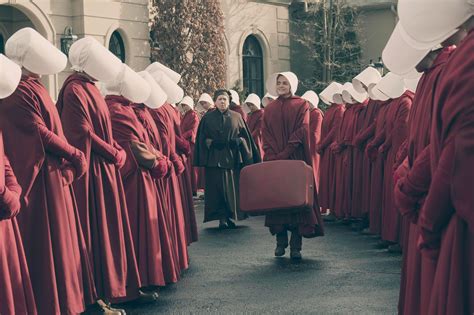 “sexy” Handmaids Tale Costumes Were This Years Most Predictable