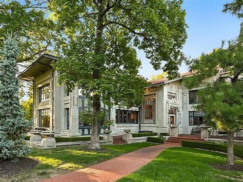 1200 W 55th St Kansas City Mo 64113 Mls 2248676 Zillow