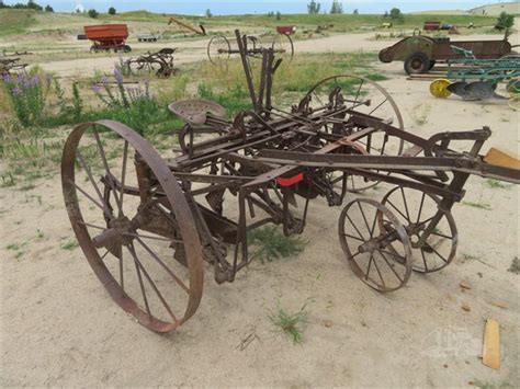 John Deere 2 Row Horse Drawn Cultivator Auction Results In Hartington