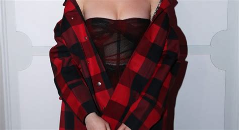 Emma MacKey Sex Education célibataire voici tout ce qu il faut