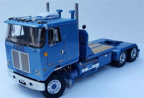 White Road Boss Ii Model Truck Kits Car Model Scale Models