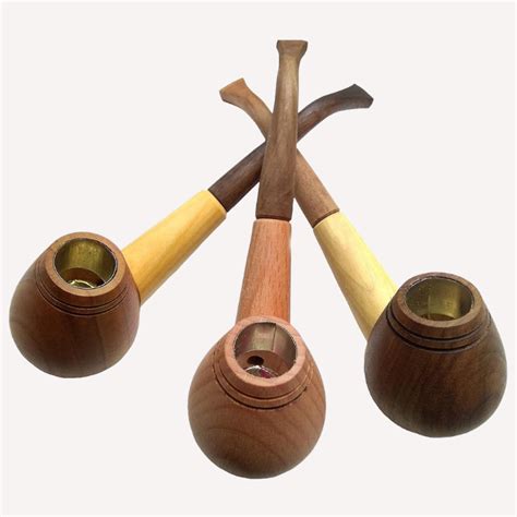 Handmade wooden smoking pipe - heads world