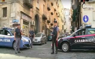 Blitz Di Carabinieri E Polizia Nel Rione Delle Stese Arresti Il