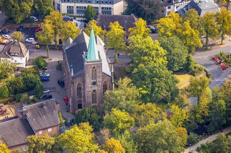 Luftaufnahme Menden Sauerland Kirchengeb Ude Der Heilig Geist