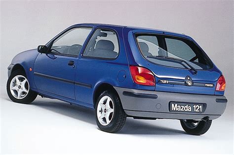 Mazda 121 1 25i GLX Car Technical Specifications