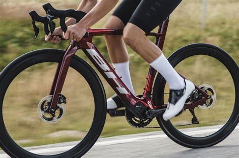 BH iAerolight nouveau vélo électrique de route ultra léger 2025