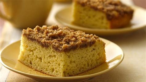 Gluten-Free Cinnamon Streusel Coffee Cake recipe from Betty Crocker