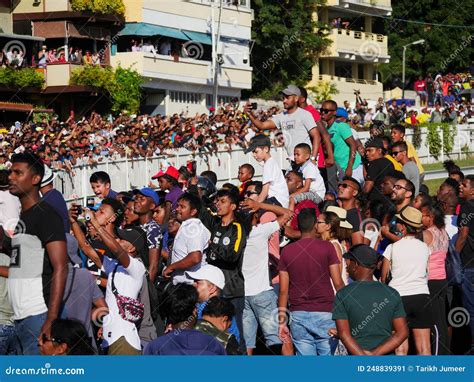 Port Louis Mauritius September 1 2019 Crowd Of People Watching