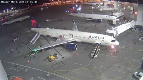 New Video Shows Moments When Nose Of Delta Plane Briefly Catches Fire At Sea Airport