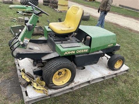 John Deere F935 mower with 72 commercial deck - Legacy Auction Company