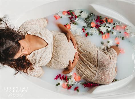 Milk Bath Maternity Photo Shoot Lifetime Of Clicks Photography