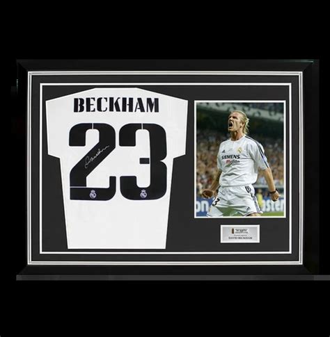 Maillot Real Madrid Moderne Sign Par David Beckham Et Encadr Lcs